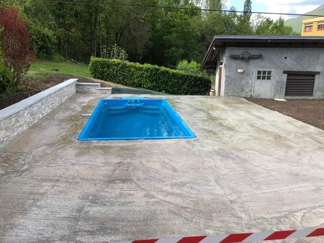 Piscine rectangle avant